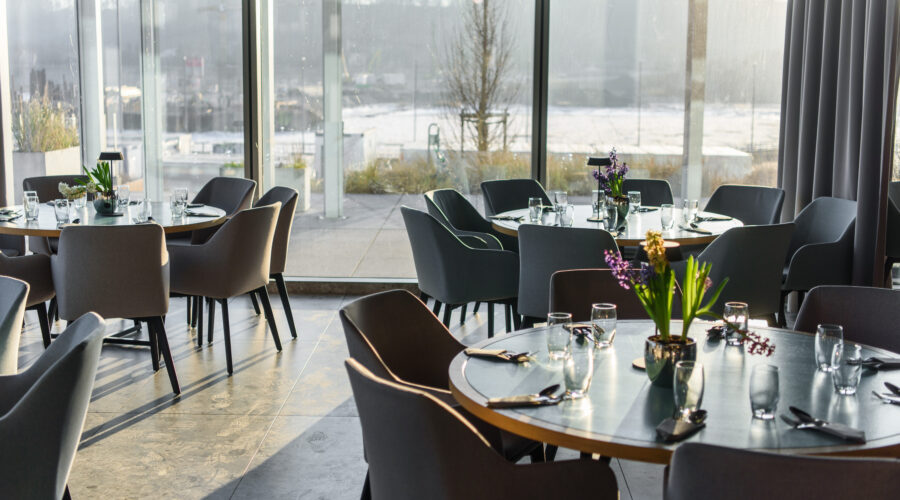 OKATA restorano interjeras Kaune