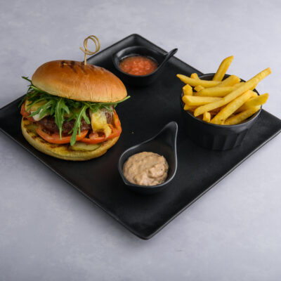 Mesainis su aviena – OKATA restoranas